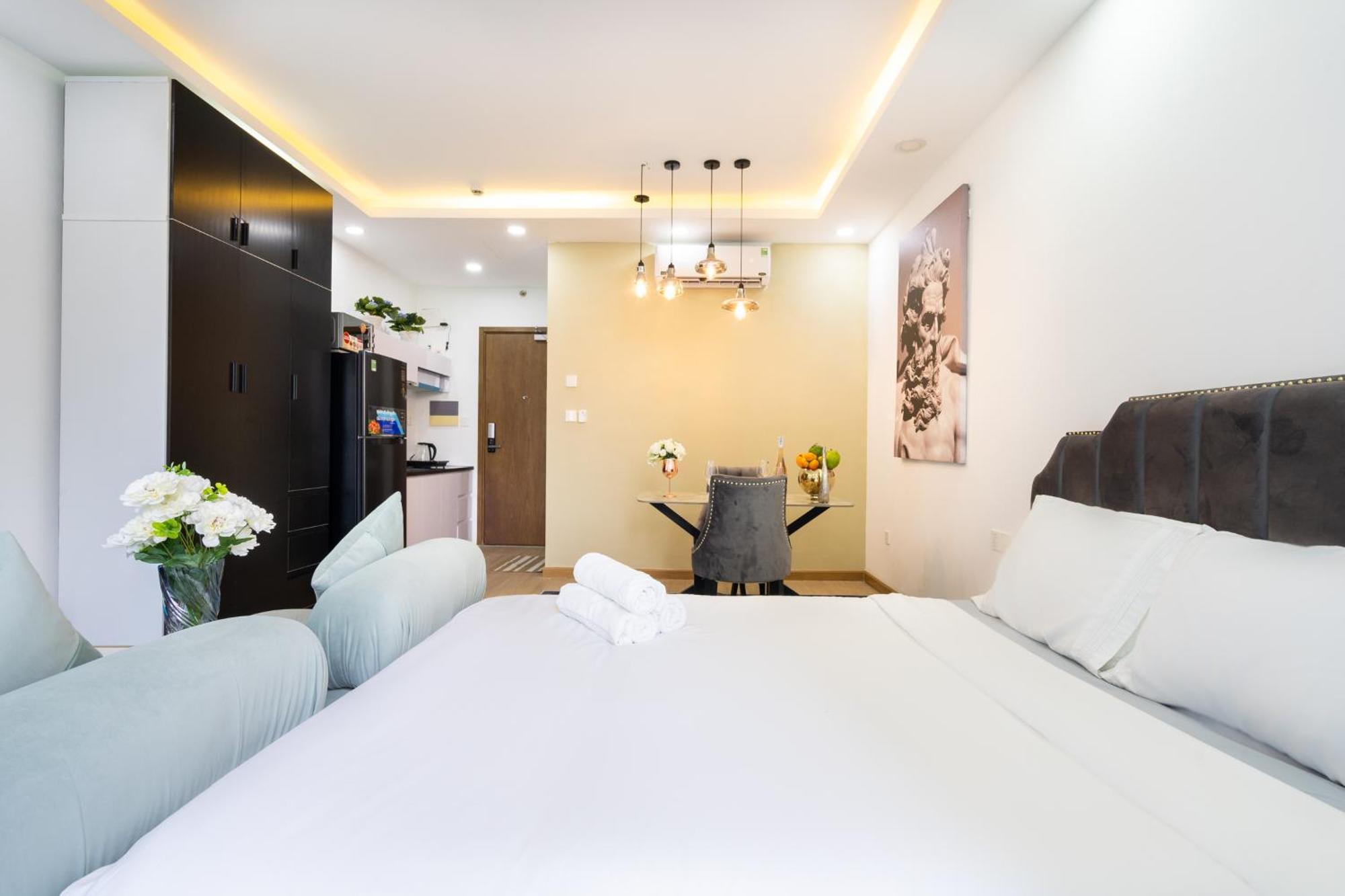 Căn hộ Genius Millen Free Pool *